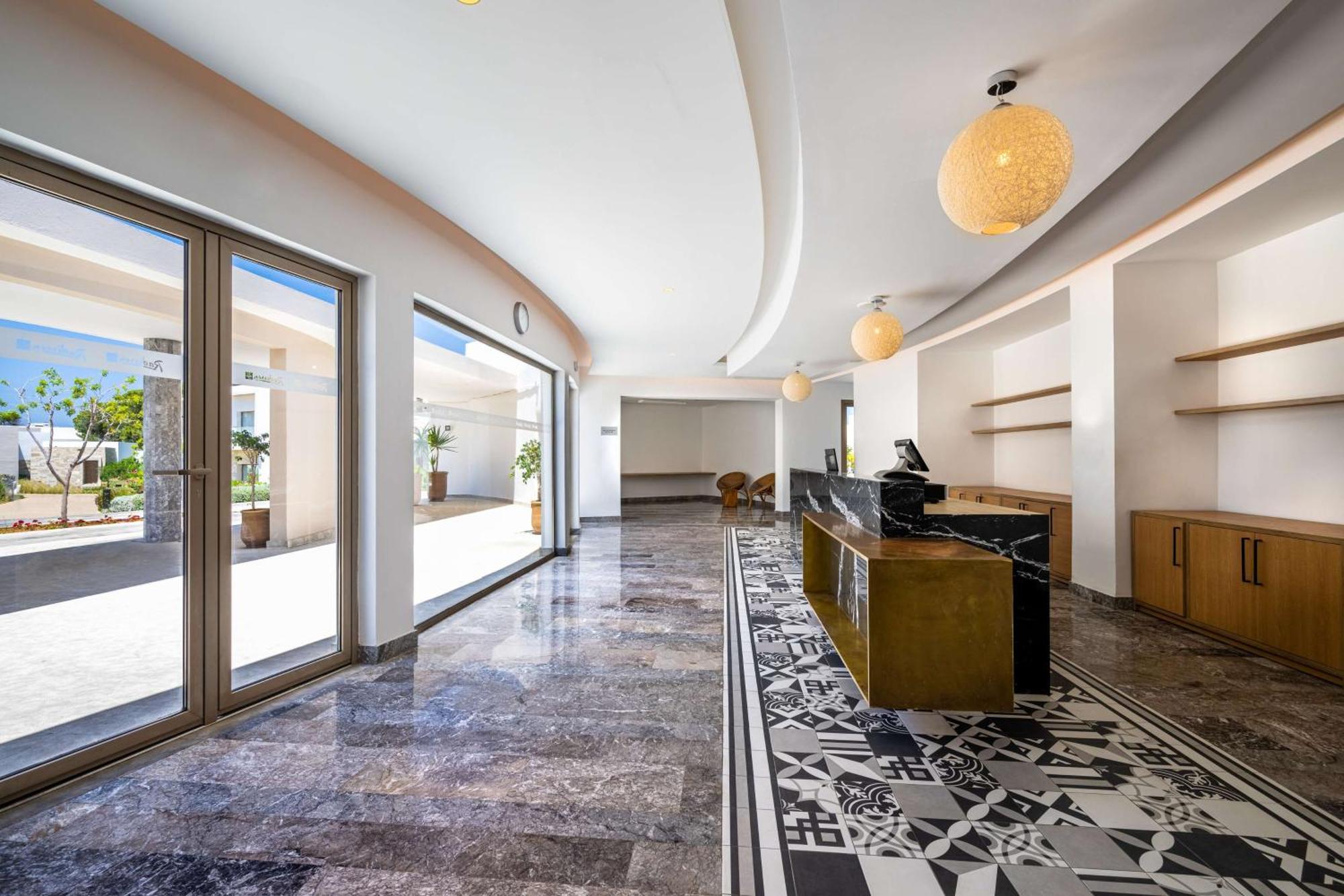 Radisson Blu Resort Al Hoceïma Kültér fotó Lobby