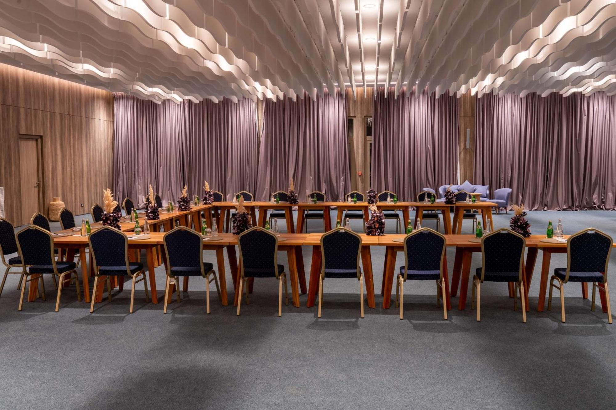 Radisson Blu Resort Al Hoceïma Kültér fotó The conference room