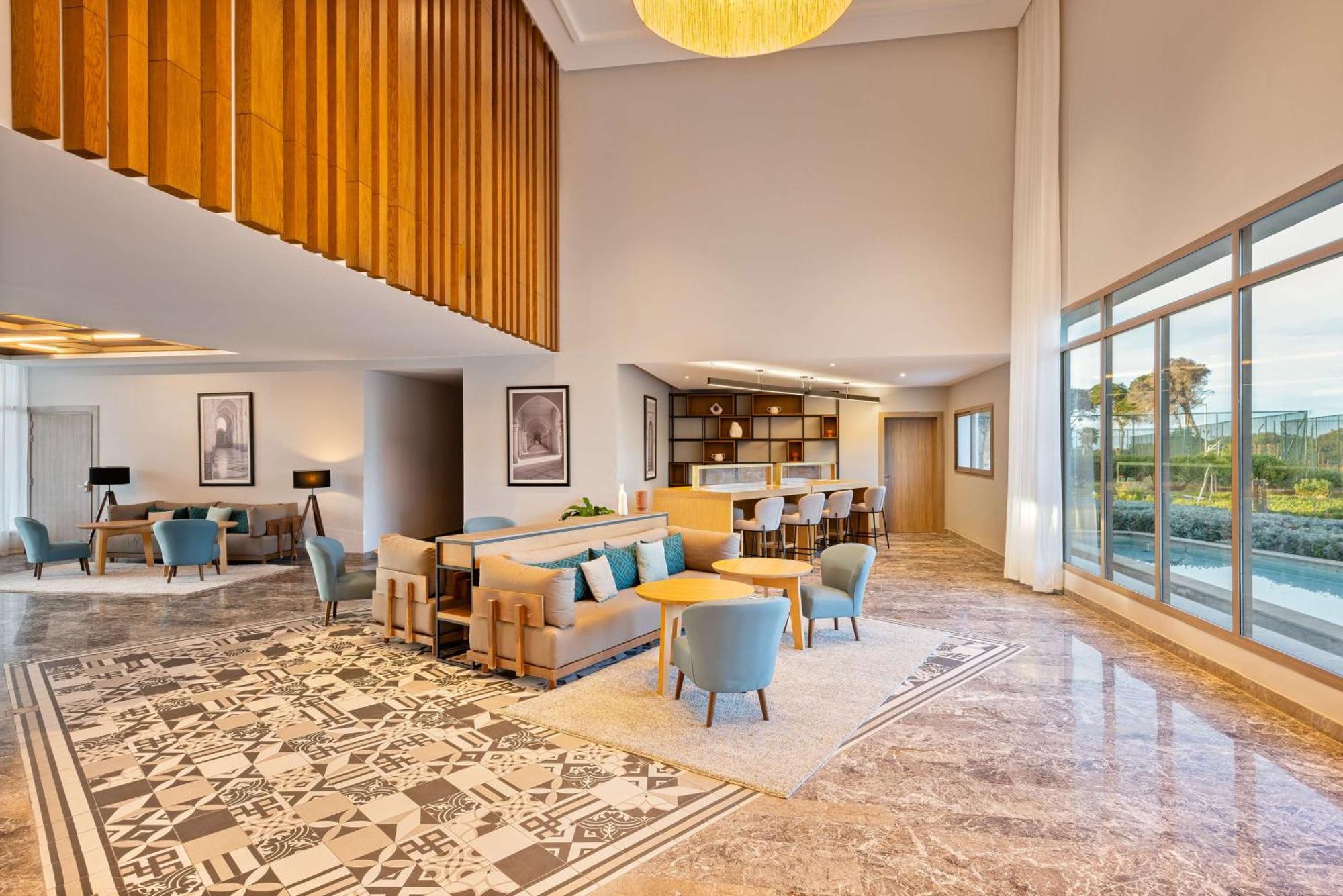 Radisson Blu Resort Al Hoceïma Kültér fotó The lounge at the airport